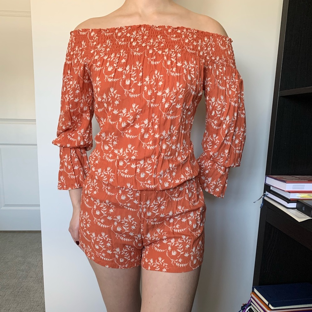 COOL CHANGE (NWT)✨ORANGE FLORAL ROMPER